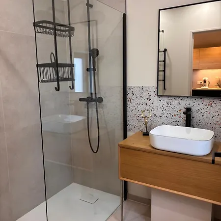 Duplex Neuf Et Cosy Vue Mont Des Cats Apartment Meteren