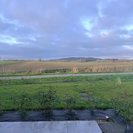 Duplex Neuf Et Cosy Vue Mont Des Cats Apartment Meteren